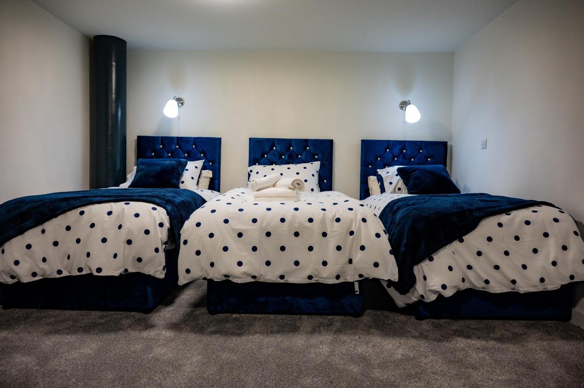 Basement Bliss Hideaway Apartman Bradford  Kültér fotó